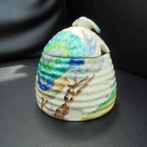 DSC07410 AUREA small size beehive honey pot Ref CC 1973)